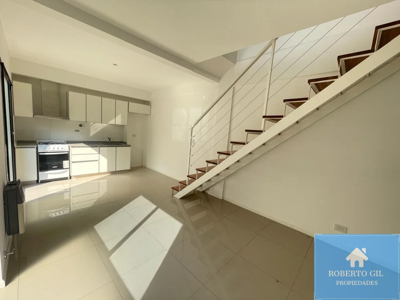 Alquiler PH 2 Ambientes con Balcón, Patio, Terraza Propia en Villa Pueyrredón. - Imagen 5