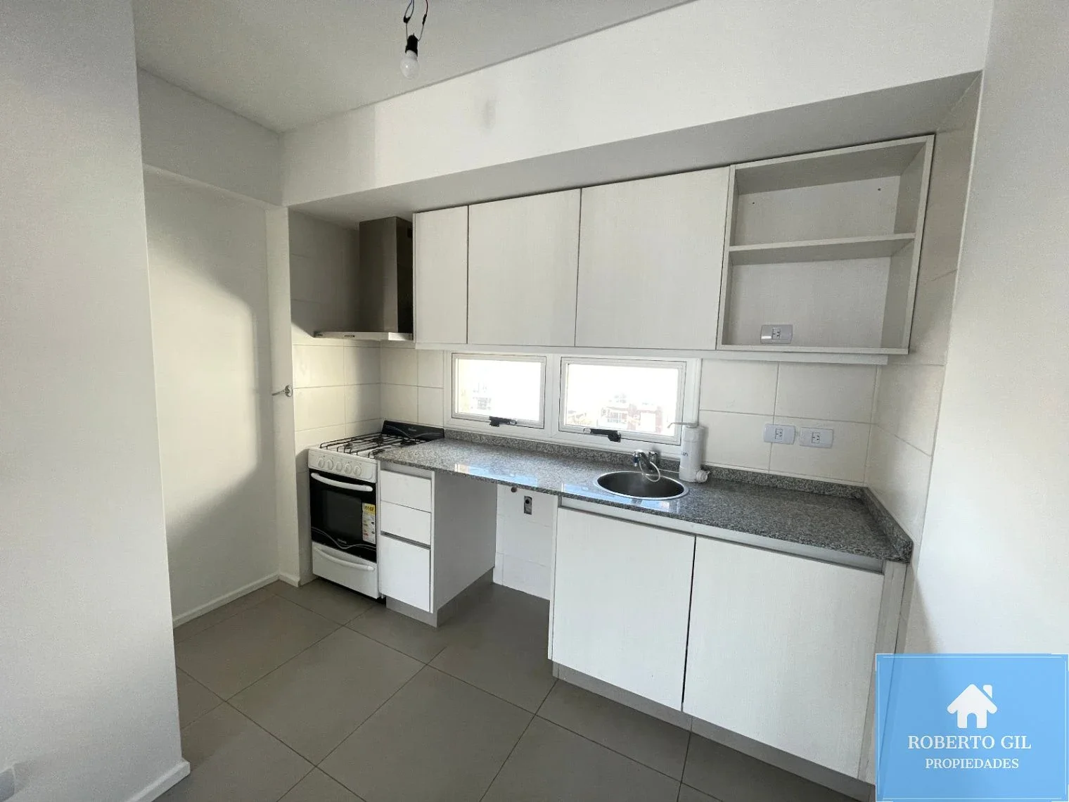 Alquiler Departamento 3 Ambientes con Gran Balcon y Cochera en Villa Urquiza. - Imagen 3