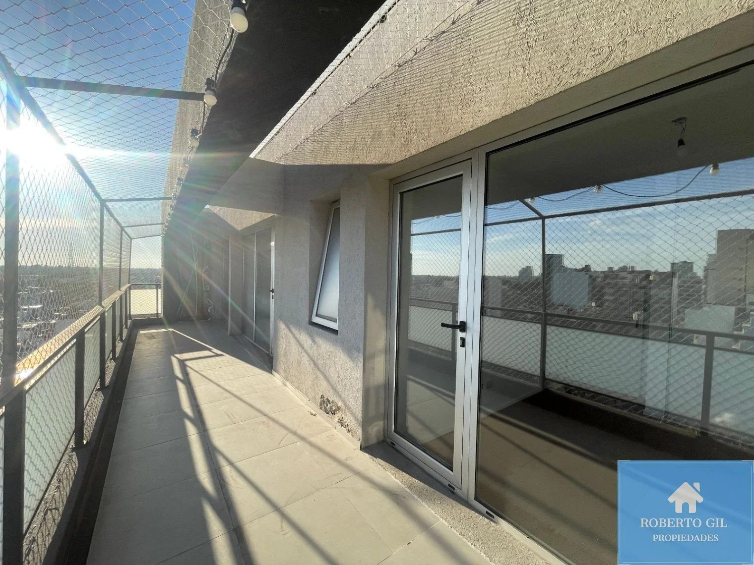 Alquiler Departamento 3 Ambientes con Gran Balcon y Cochera en Villa Urquiza. - Imagen 2