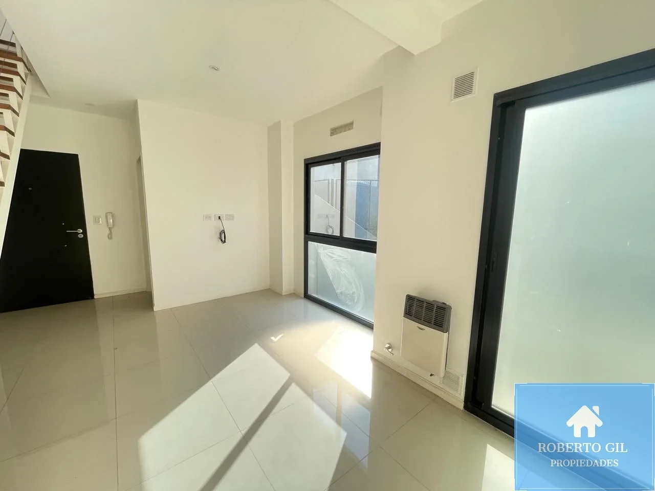 Alquiler PH 2 Ambientes con Balcón, Patio, Terraza Propia en Villa Pueyrredón. - Imagen 4
