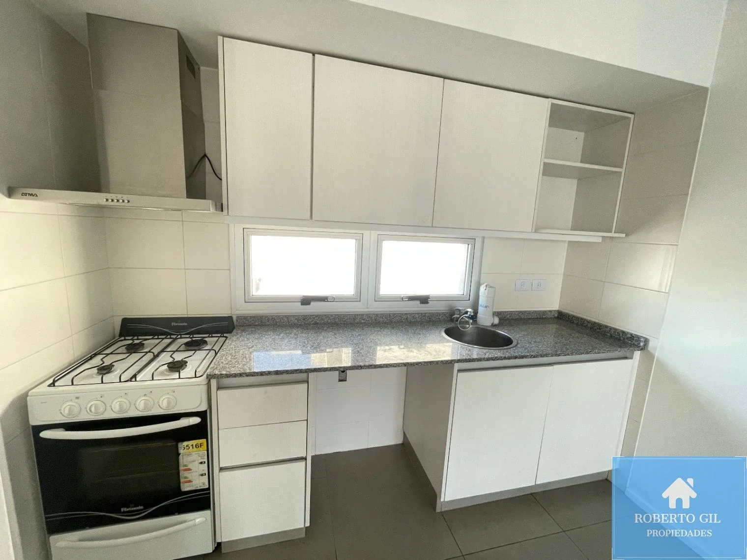 Alquiler Departamento 3 Ambientes con Gran Balcon y Cochera en Villa Urquiza. - Imagen 4