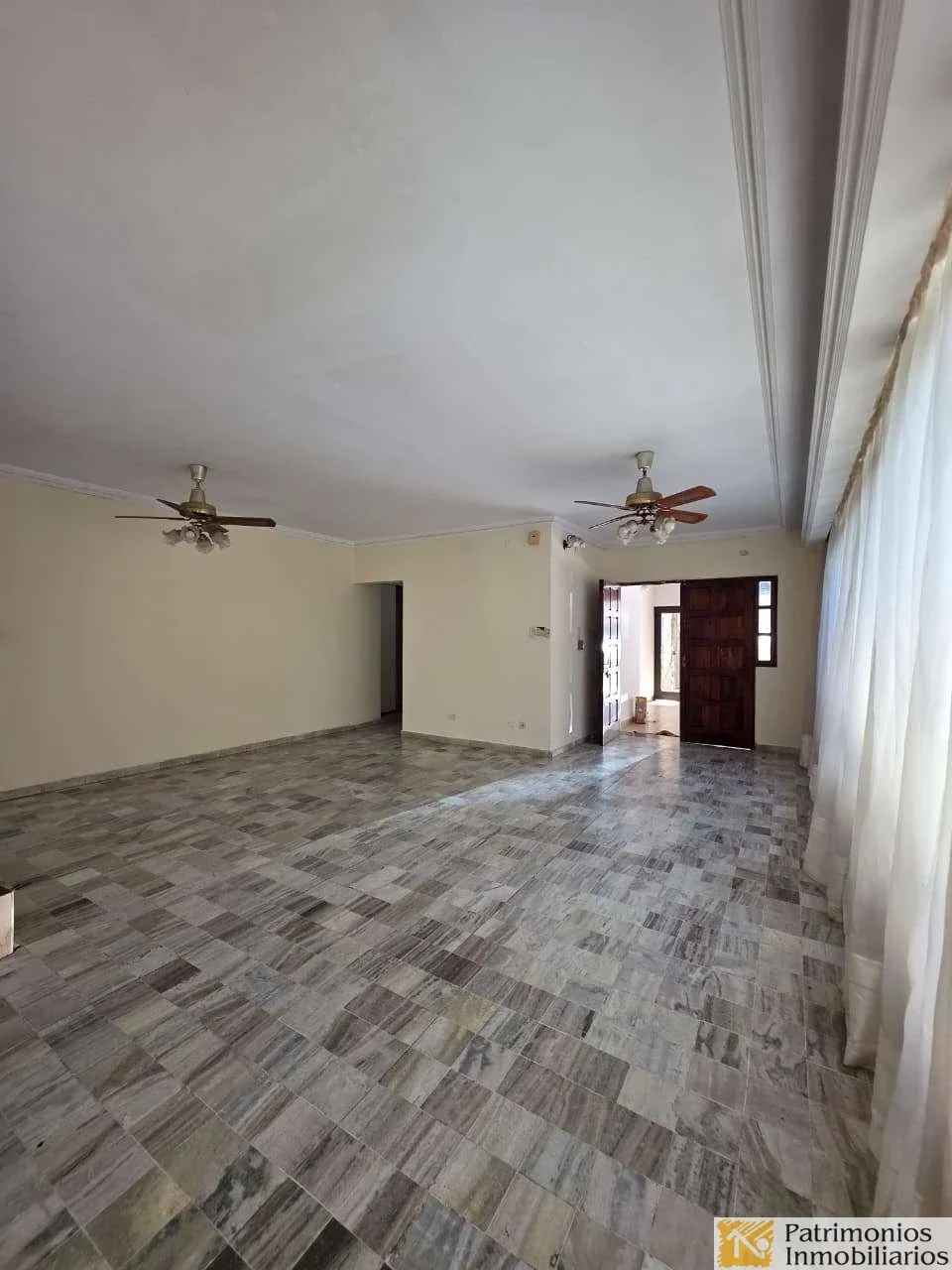 Casa en alquiler c/ cochera en Villa Cortez - Imagen 5