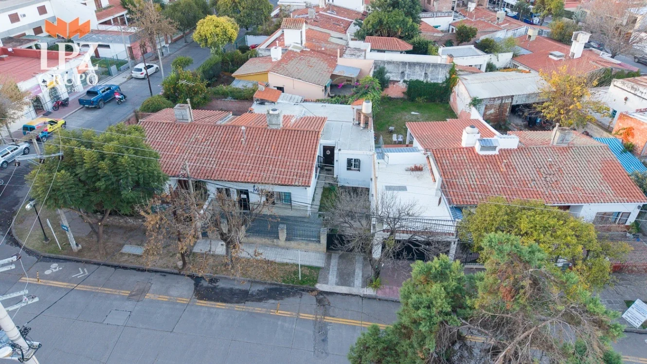 Casa en venta Avenida Belgrano al 2300 - Imagen 2