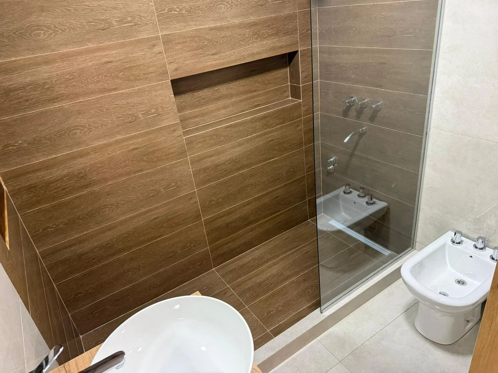Departamento dos dormitorios, venta. Sarmiento al 700. - Imagen 5