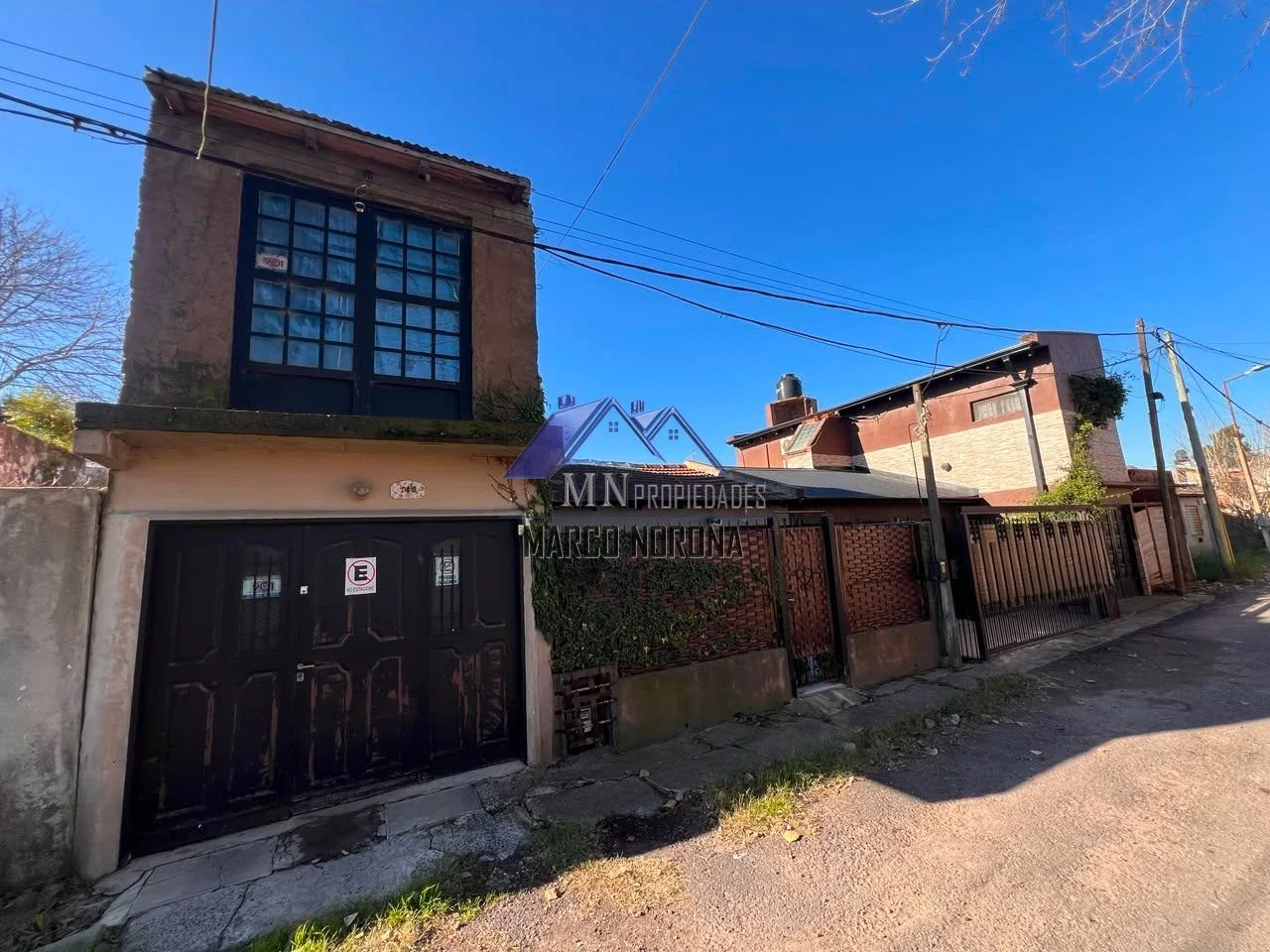 Casa en venta c/ cochera en Villa Elvira - Imagen 1