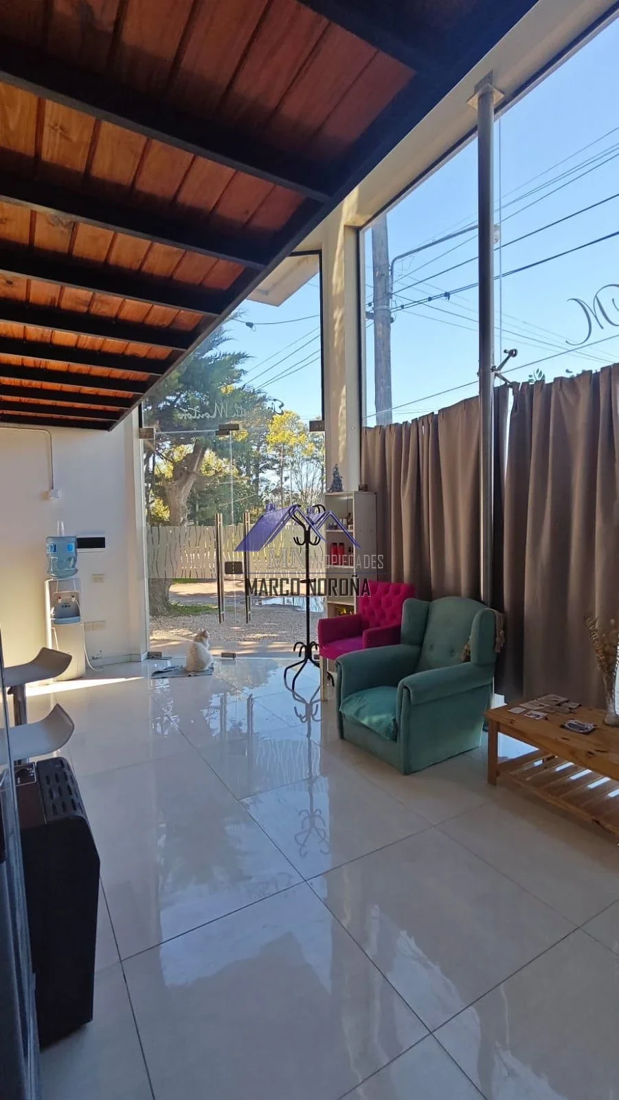 Local comercial sobre 659 y 21 en Alquiler ubicado en Villa Parque Sicardi - Imagen 1