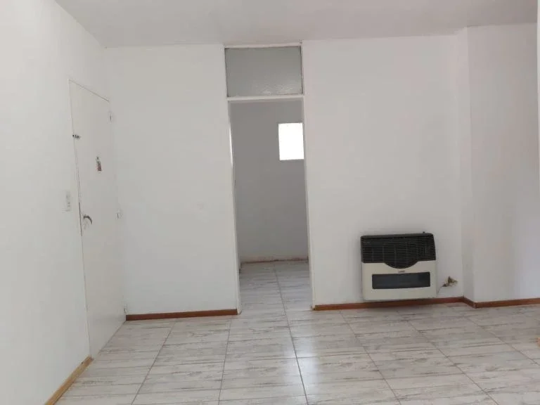 DEPARTAMENTO EN ALQUILER- 3 HAB SIN COCHERA- ADYACENTE PQUE CENTRAL-MZA - Imagen 2