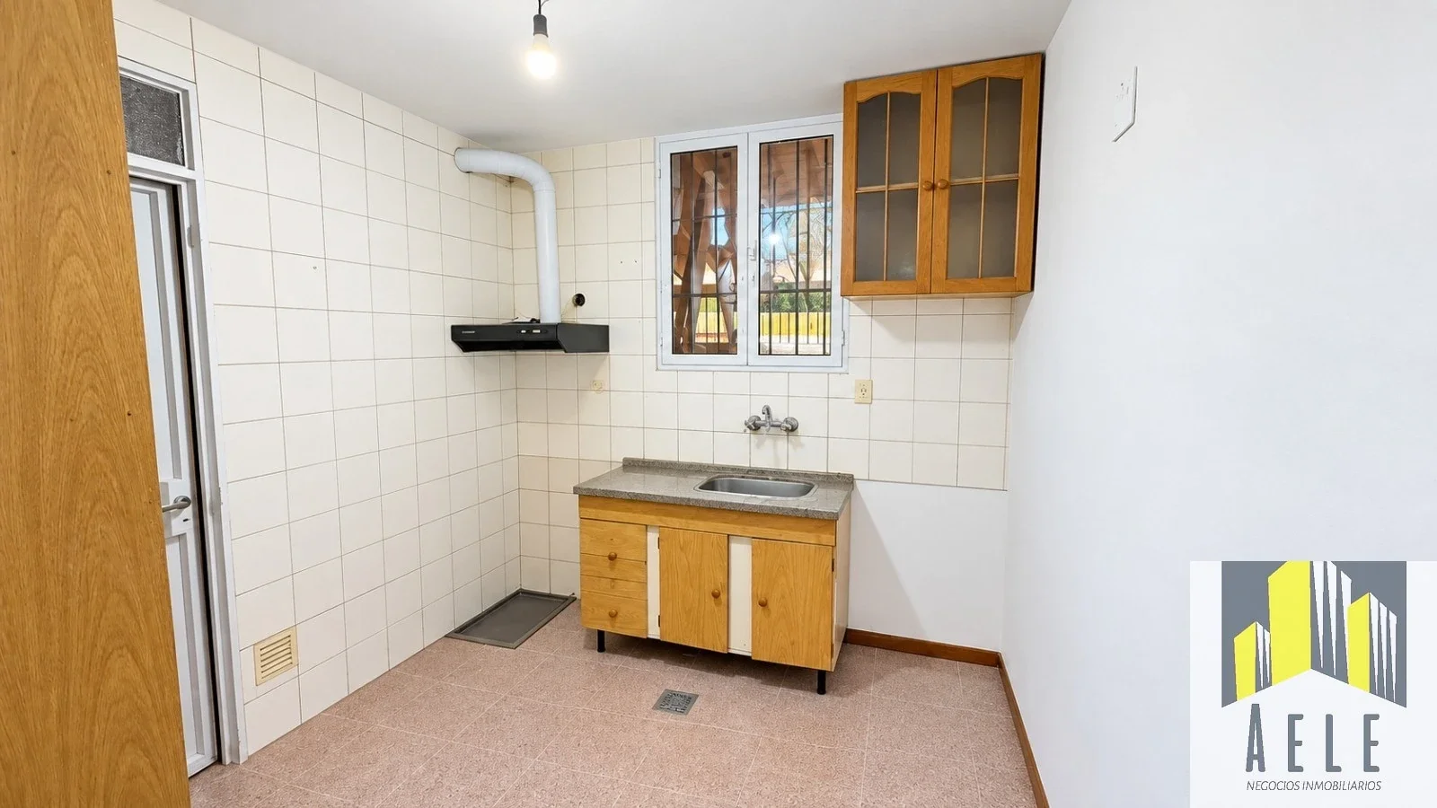 Casa en venta c/ cochera en Las Cañas - Imagen 4