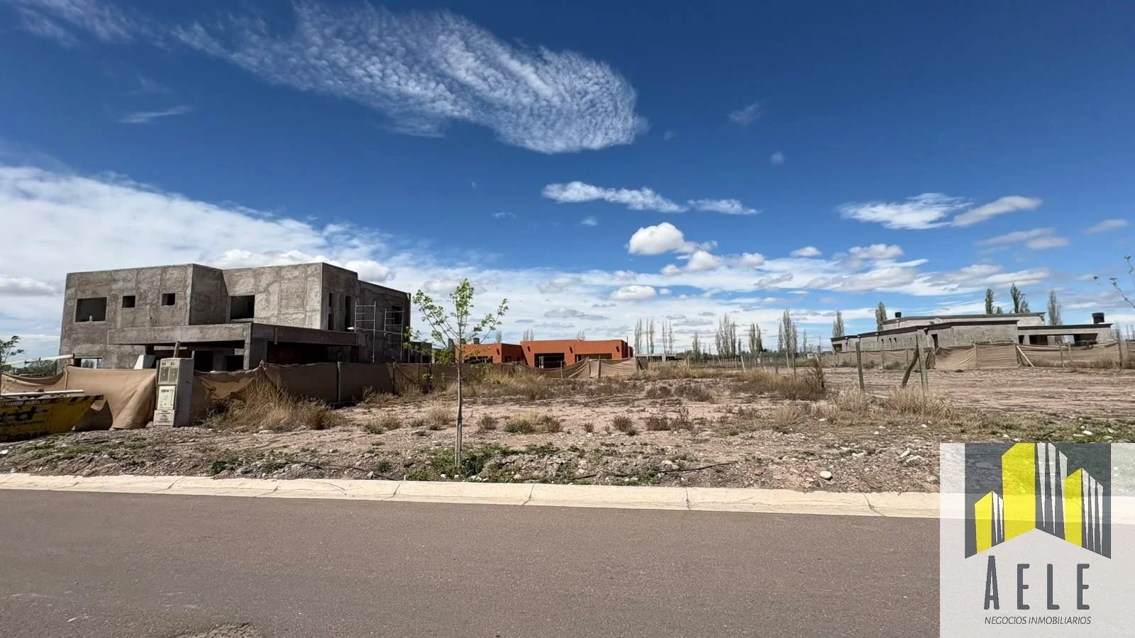 LOTE CENTRAL EN TERRAZAS PARK VISTALBA -583 MTS - MENDOZA - Imagen 3