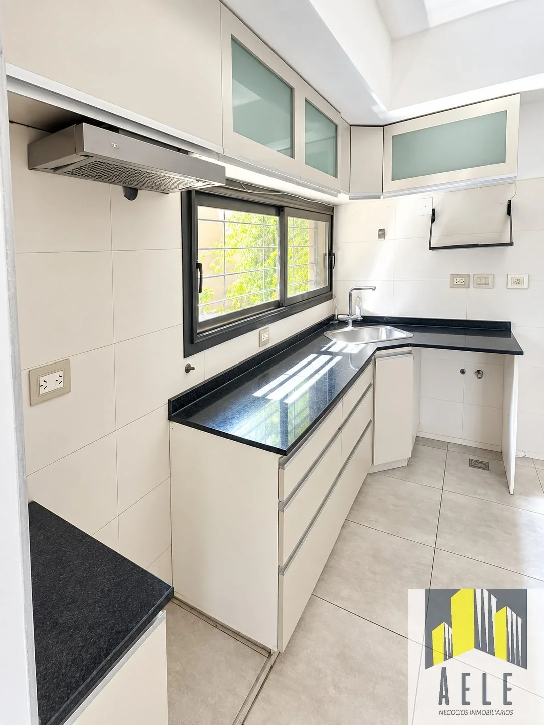 CASA /DUPLEX APTO CREDITO| 2 HAB + 2 BAÑOS + 2 COCHERAS| CIUDAD - Imagen 4