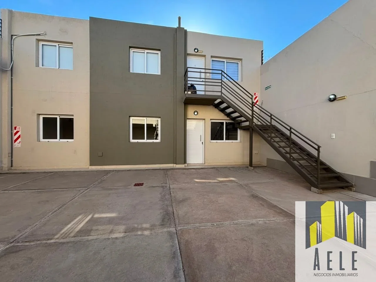 Departamento en venta c/ cochera en Otros Barrios - Imagen 2