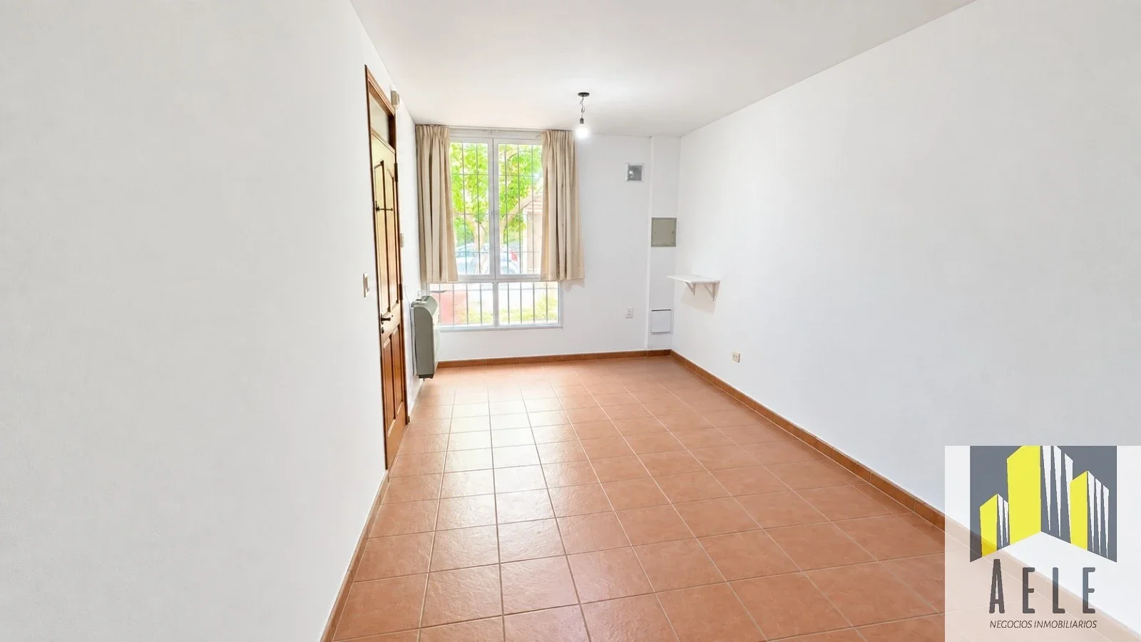 Casa en venta c/ cochera en Las Cañas - Imagen 3