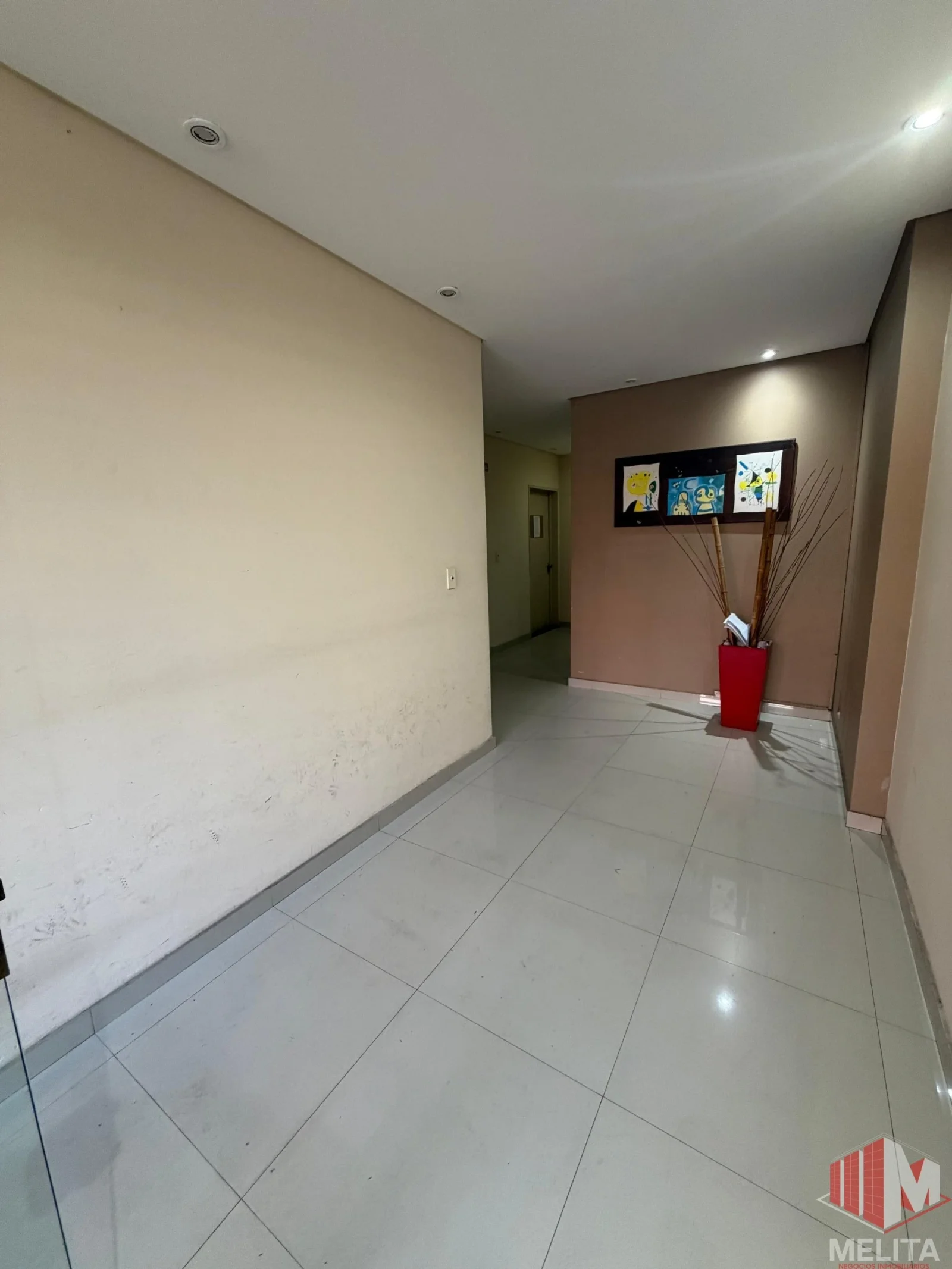 Departamento en alquiler c/ cochera en Tapiales - Imagen 2