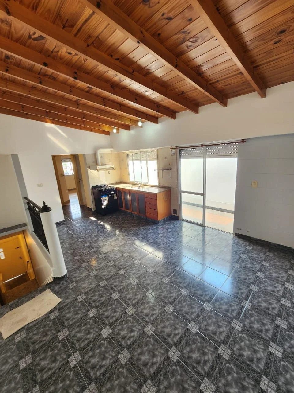 Departamento en alquiler de 2 dormitorios en Aldo Bonzi - Imagen 3