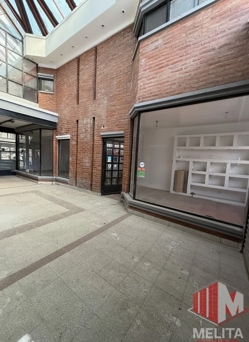 Galería comercial en venta ubicada en Tapiales - Imagen 4