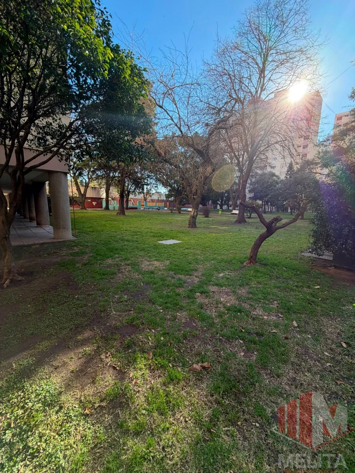Departamento en alquiler c/ cochera en Tapiales - Imagen 1