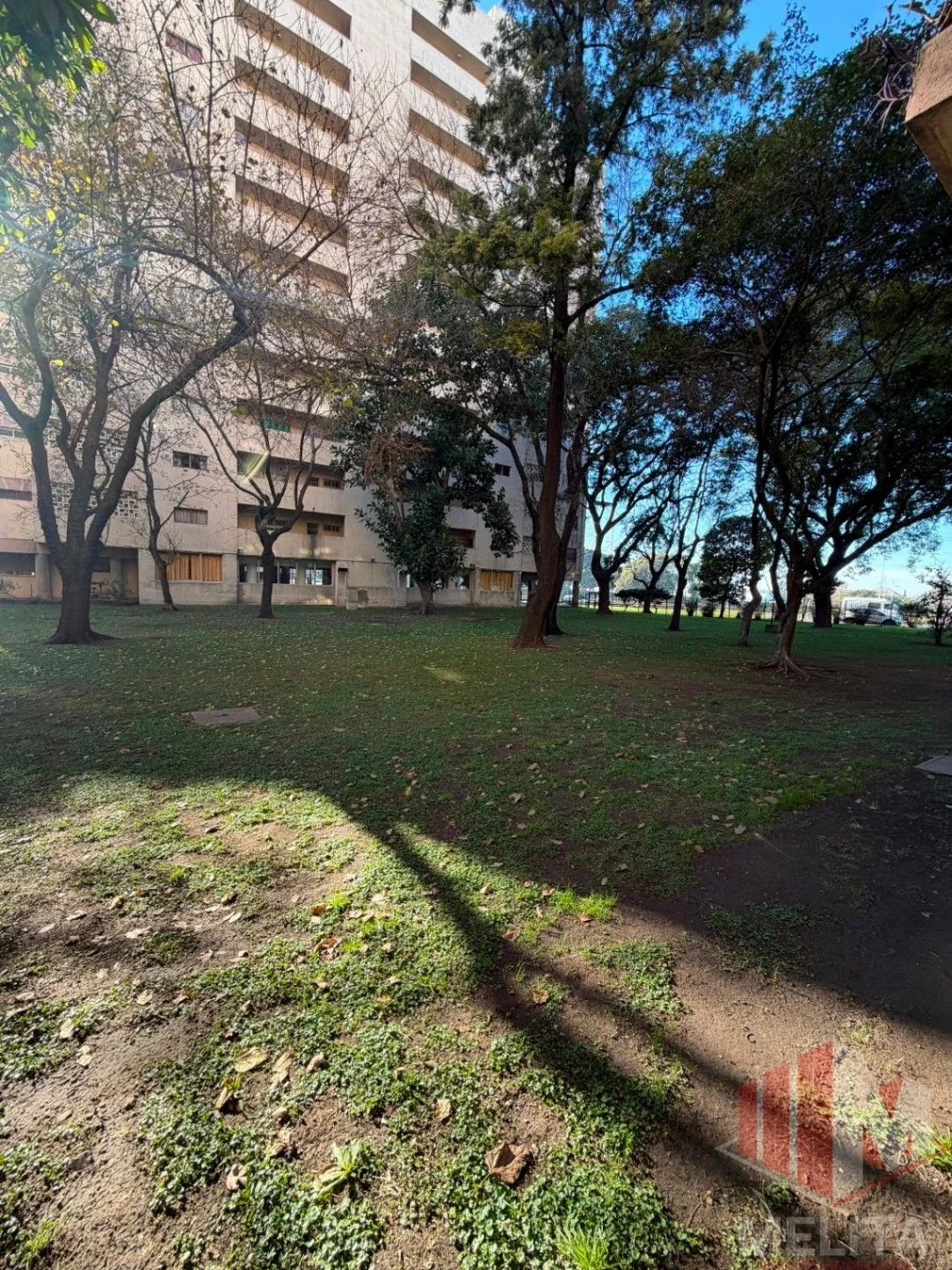 Departamento en alquiler c/ cochera en Tapiales - Imagen 2