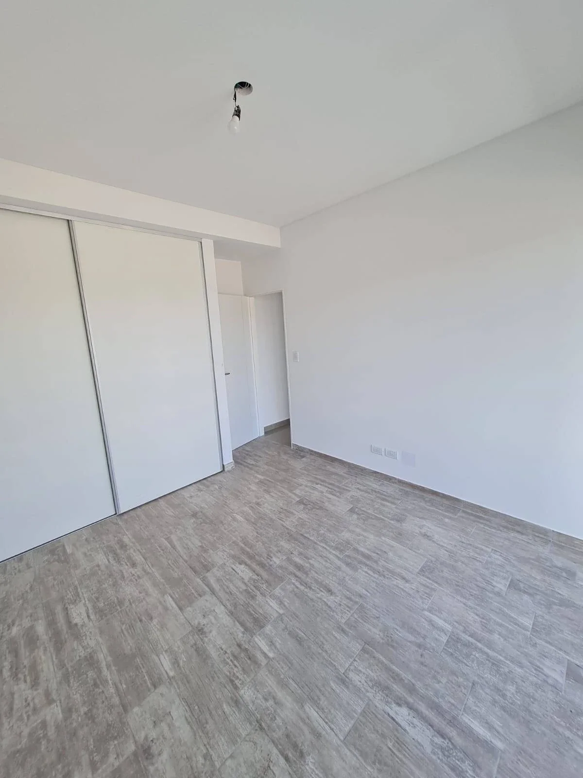 Departamento en alquiler de 1 dormitorio en Tapiales - Imagen 4