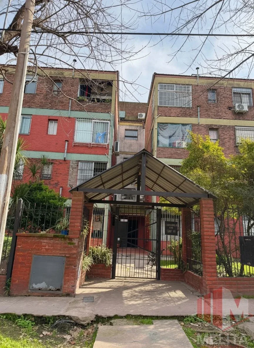 Departamento en venta c/ cochera en Villa Celina - Imagen 1