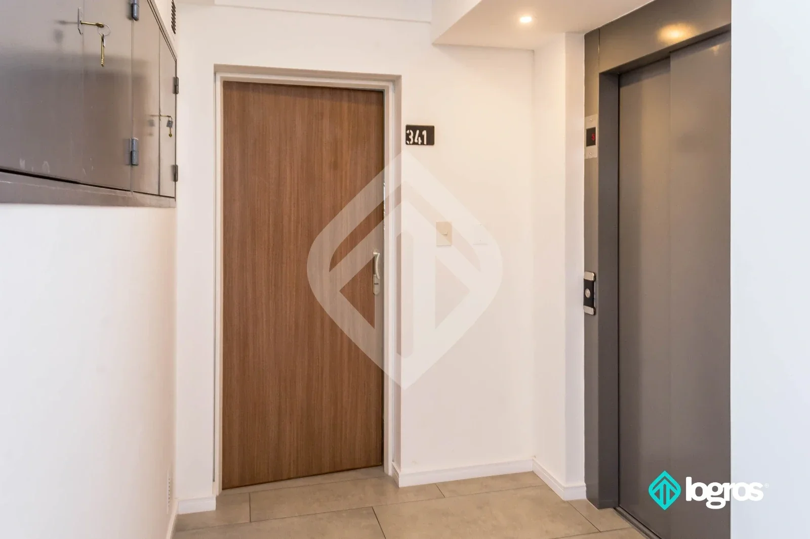Departamento en venta 2 dormitorios contrafrente | Centro - Imagen 3