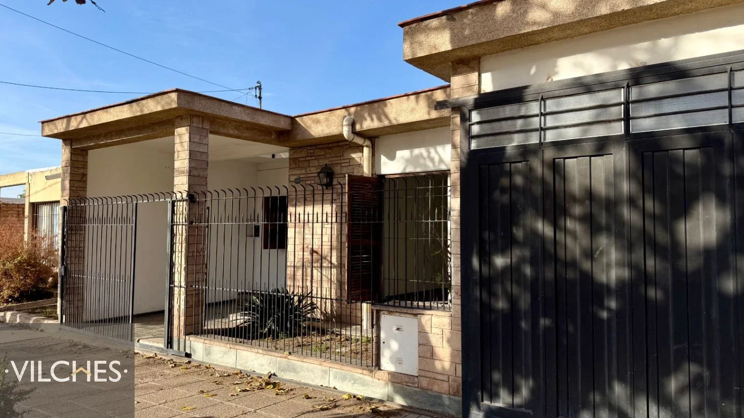 Casa en venta c/ cochera en Las Cañas - Imagen 2
