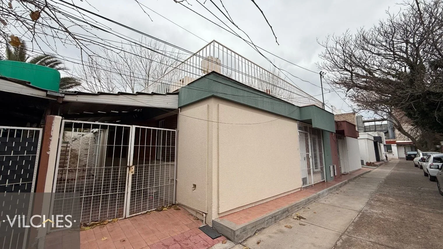 Casa en alquiler c/ cochera en Godoy Cruz - Imagen 1