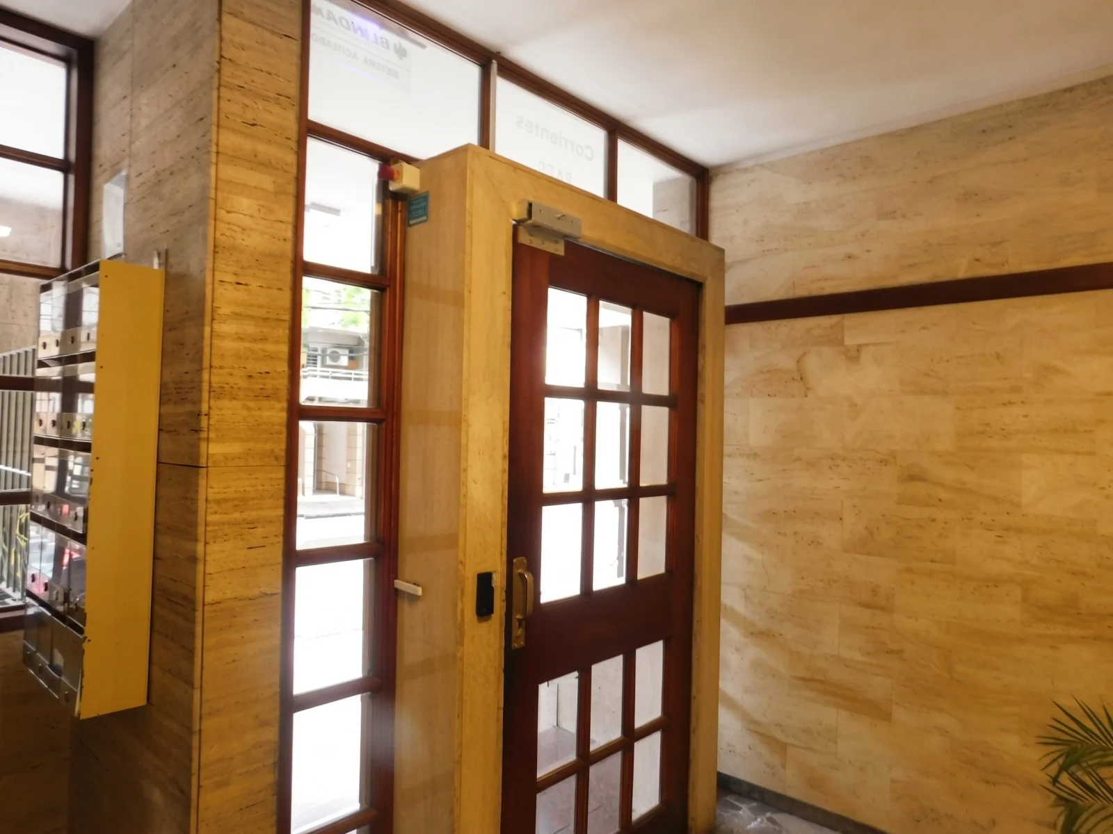Departamento en venta c/ cochera en Abasto - Imagen 2