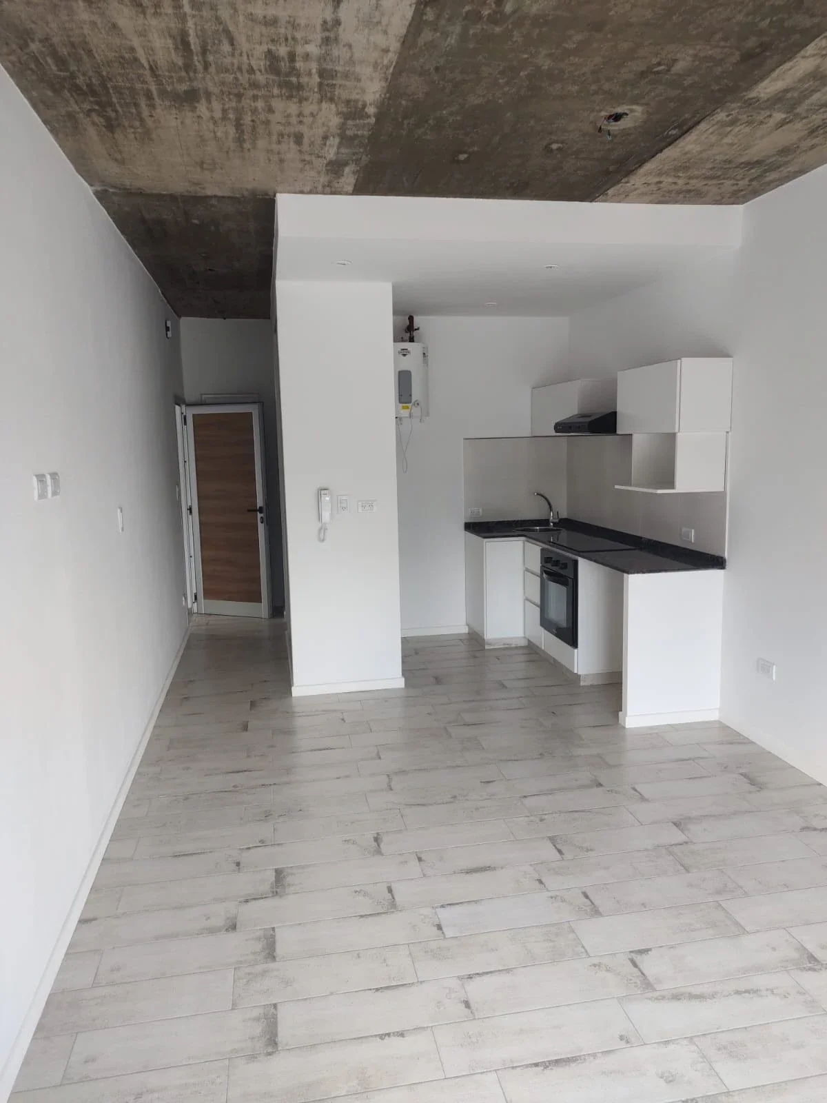 Departamento en alquiler c/ cochera en Junín - Imagen 2