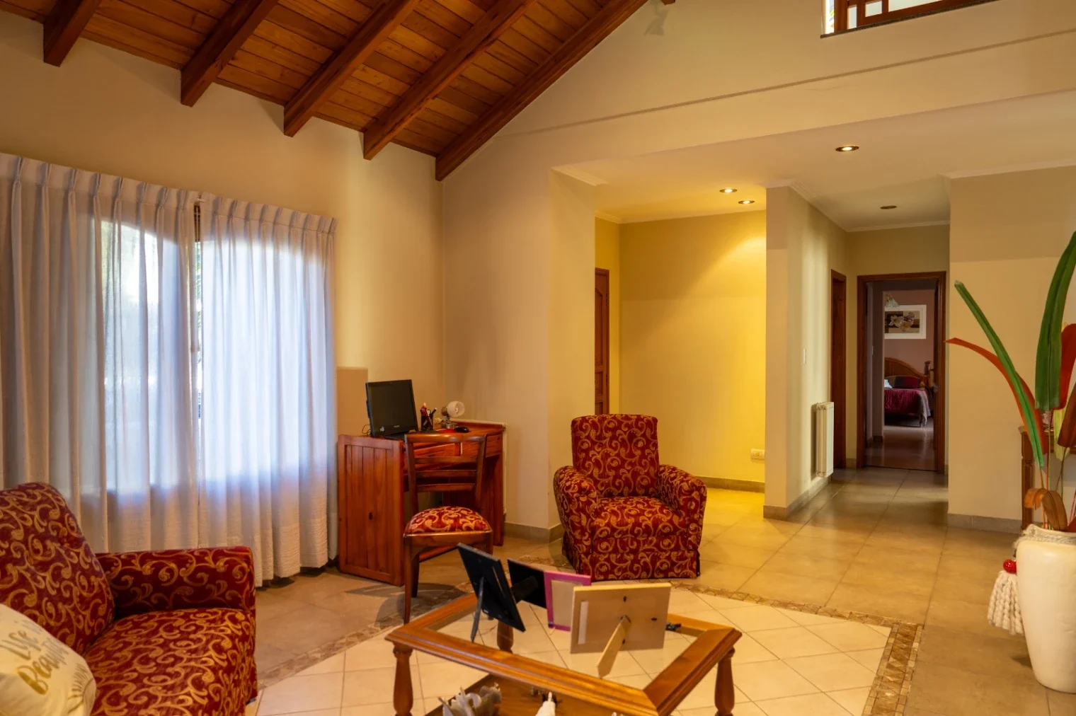 Casa en venta c/ cochera en Junín - Imagen 5