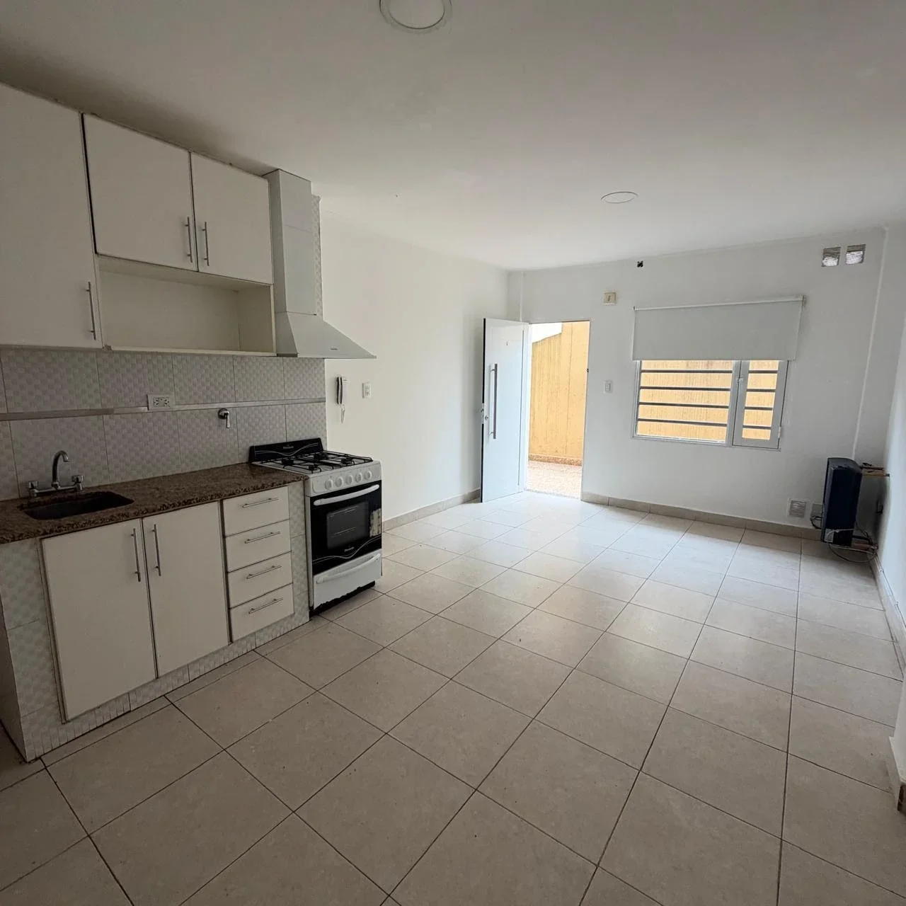 Departamento en alquiler en Junín - Imagen 1