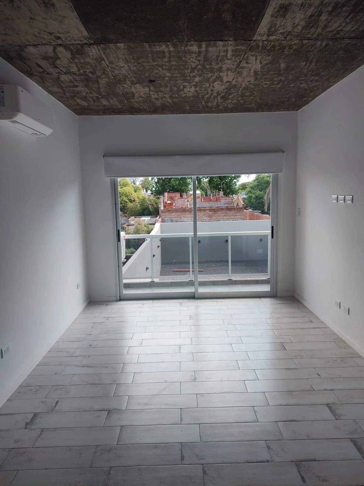 Departamento en alquiler c/ cochera en Junín - Imagen 1