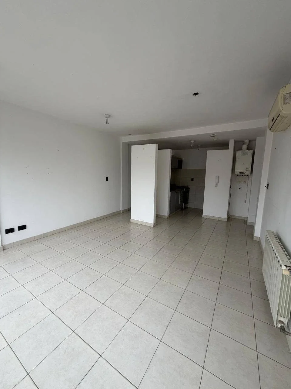 Departamento en alquiler c/ cochera en Junín - Imagen 2