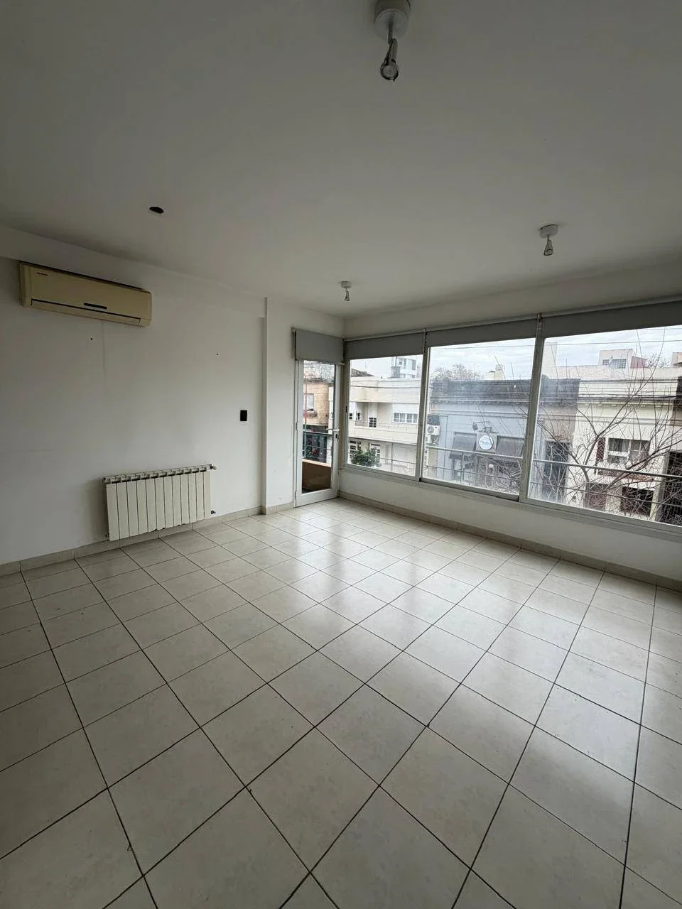 Departamento en alquiler c/ cochera en Junín - Imagen 3