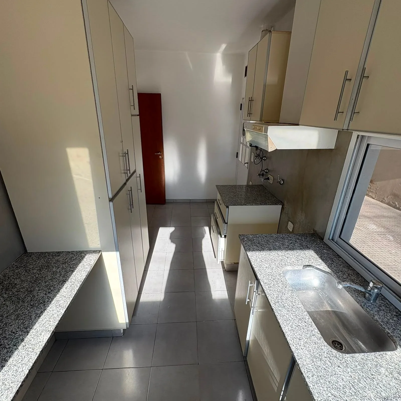 Casa en venta c/ cochera en Junín - Imagen 4