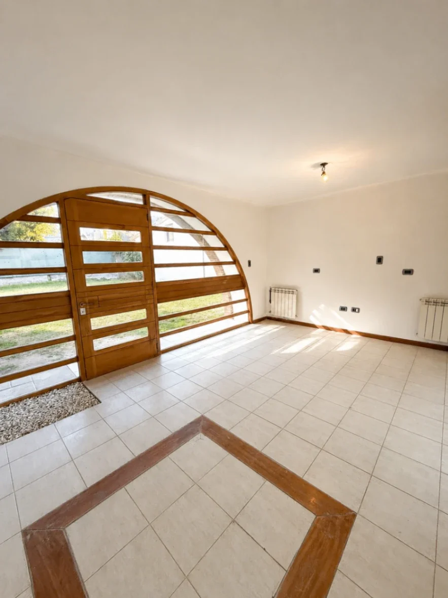 Casa en alquiler c/ cochera en Villa Nueva - Imagen 3