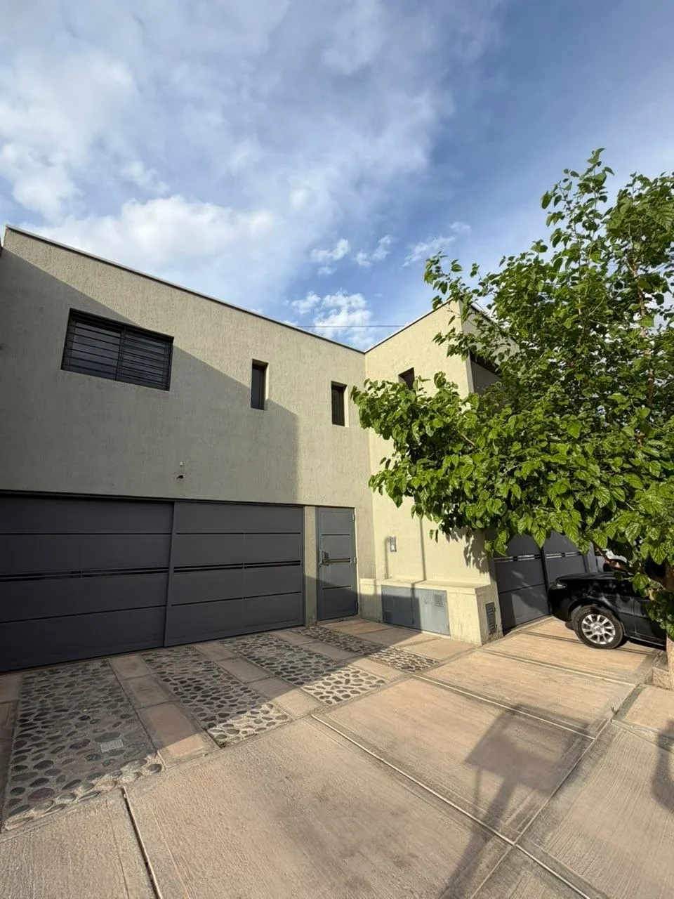 Departamento en alquiler c/ cochera en Maipú - Imagen 1