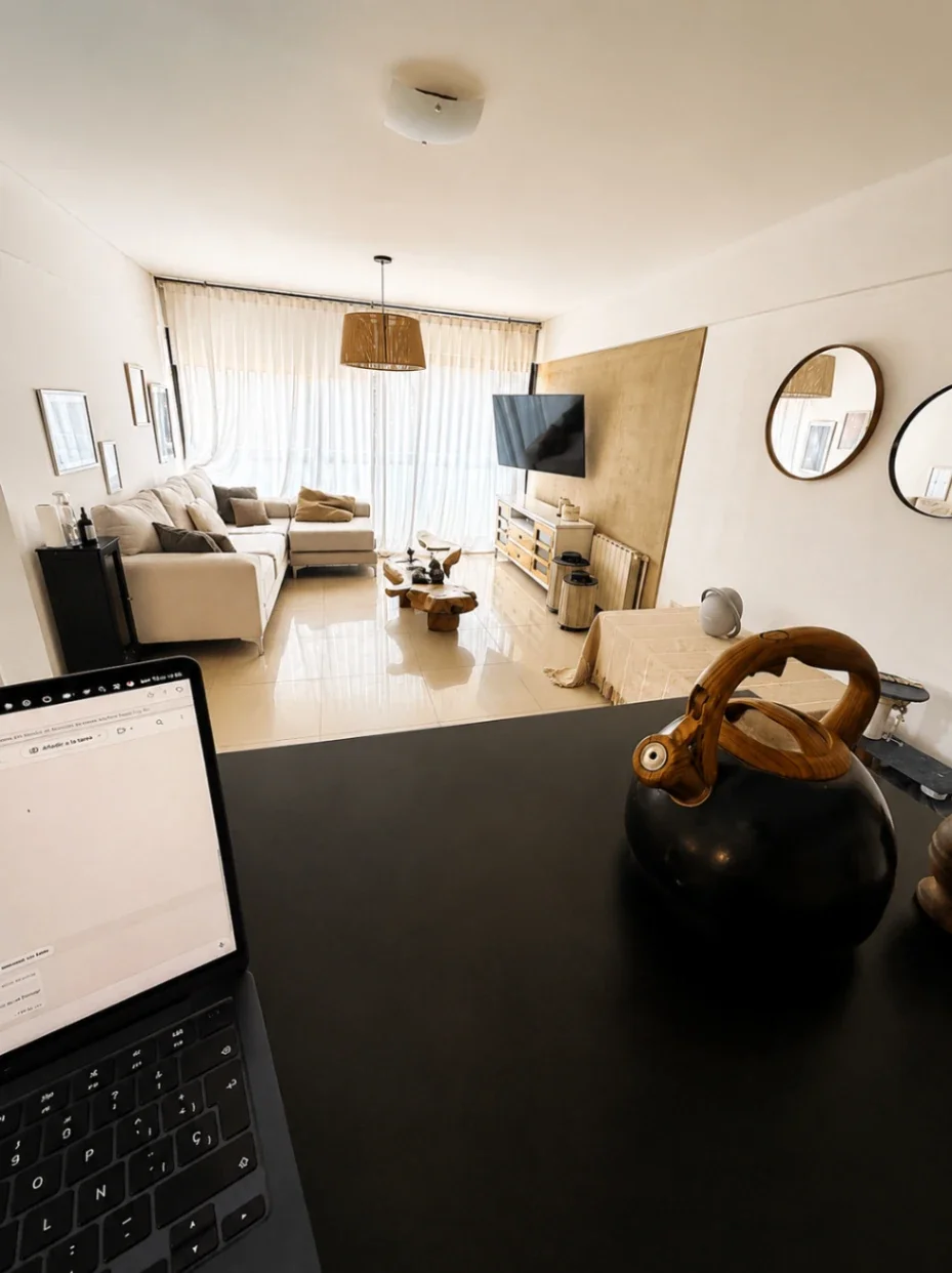 Departamento en alquiler c/ cochera en 5.ª Sección Residencial Sur - Imagen 2