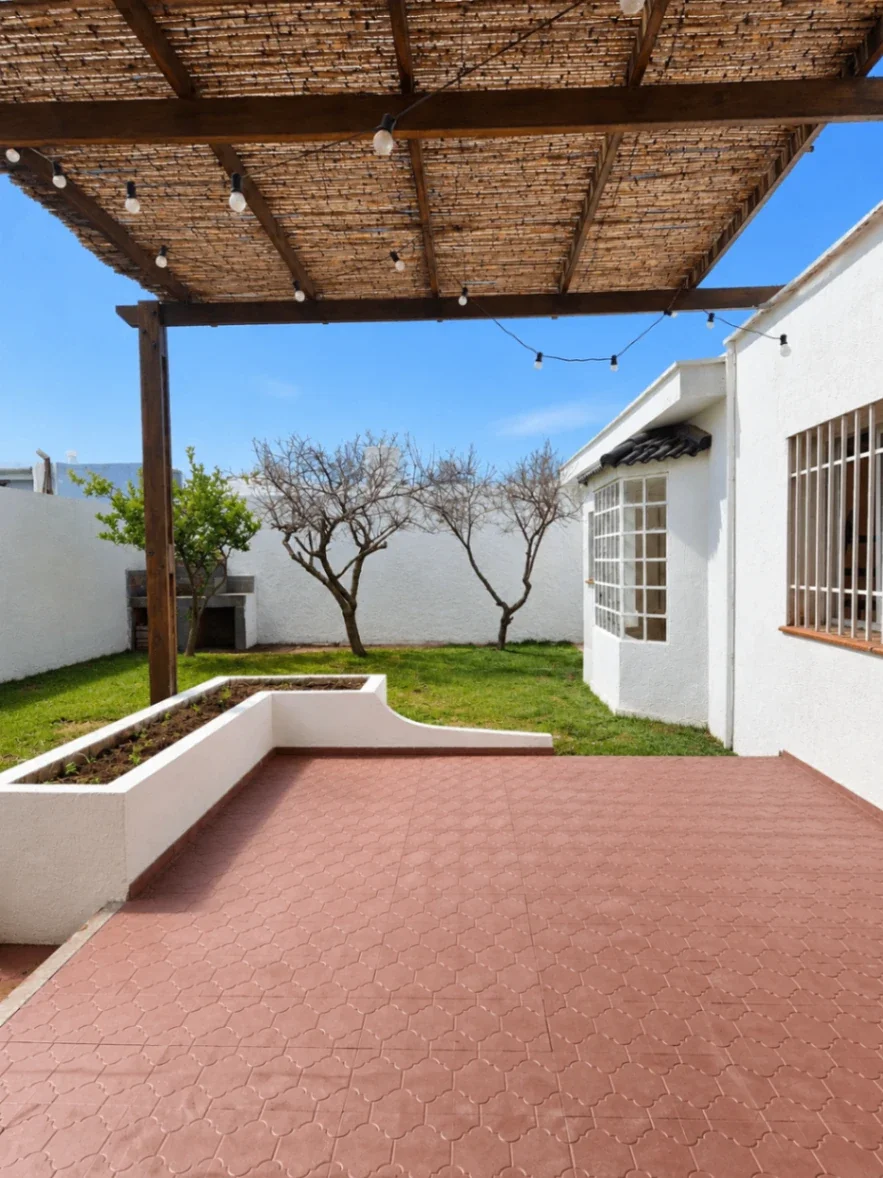 Casa en alquiler c/ cochera en Godoy Cruz - Imagen 3