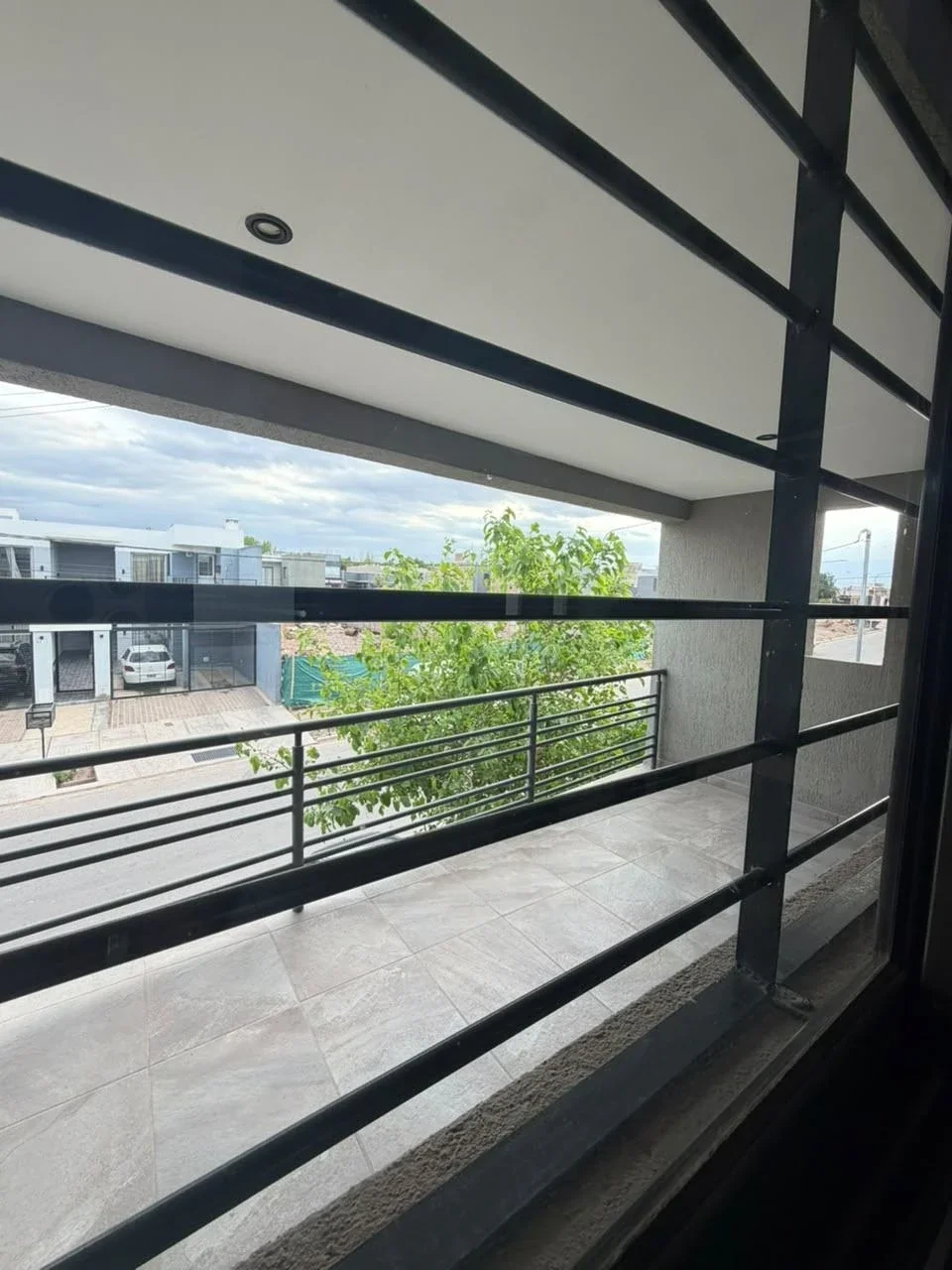 Departamento en alquiler c/ cochera en Maipú - Imagen 2