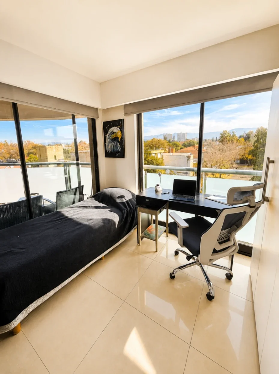 Departamento en alquiler c/ cochera en 5.ª Sección Residencial Sur - Imagen 4