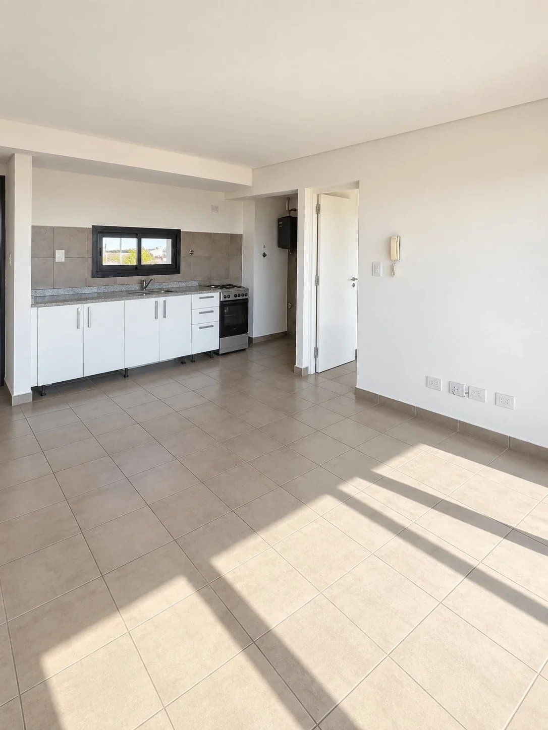 Departamento en alquiler c/ cochera en Godoy Cruz - Imagen 4