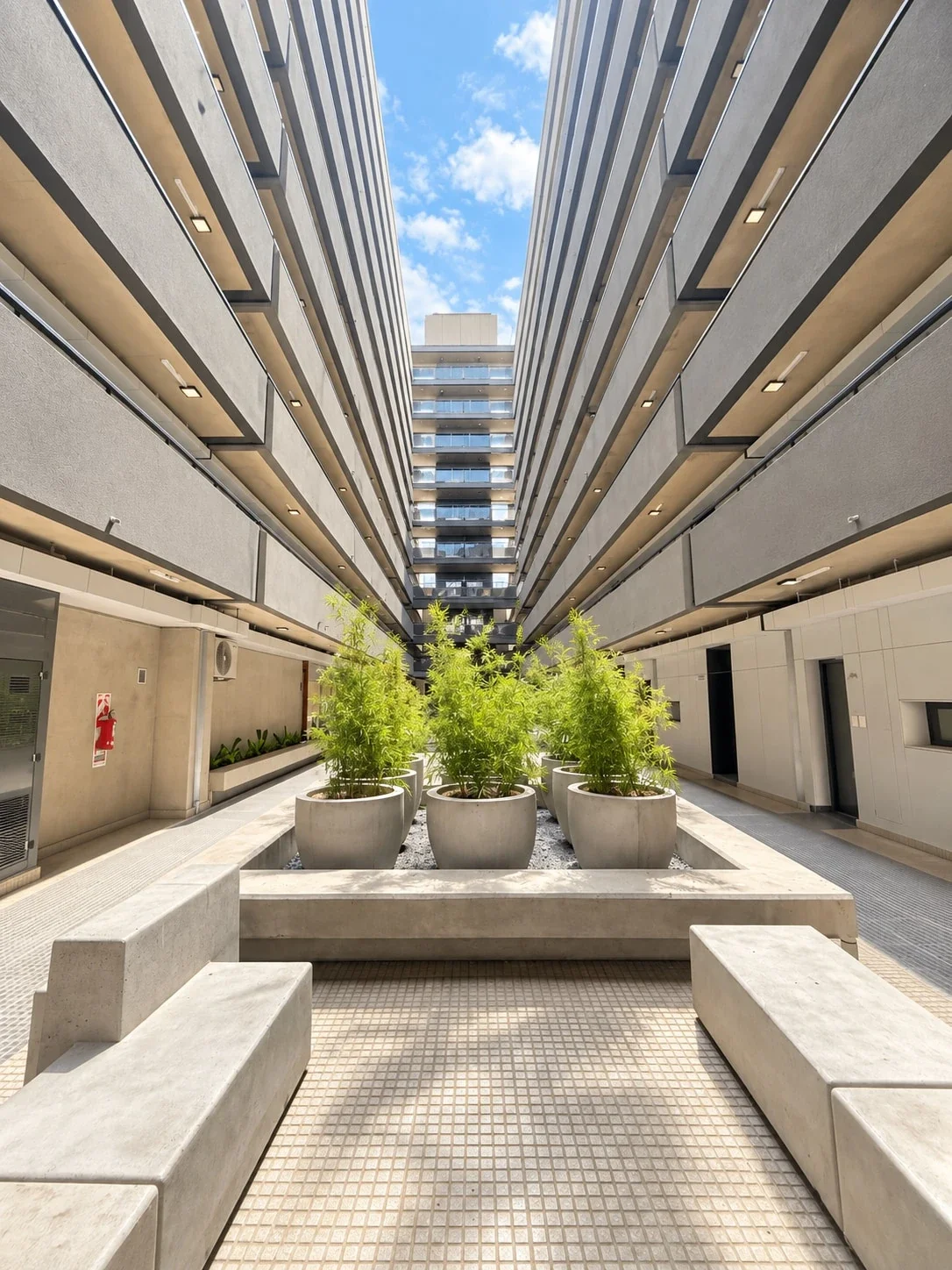 Departamento en alquiler c/ cochera en Godoy Cruz - Imagen 1