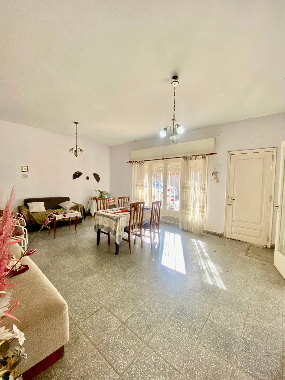 Casa en venta c/ cochera en República de la Sexta - Imagen 4