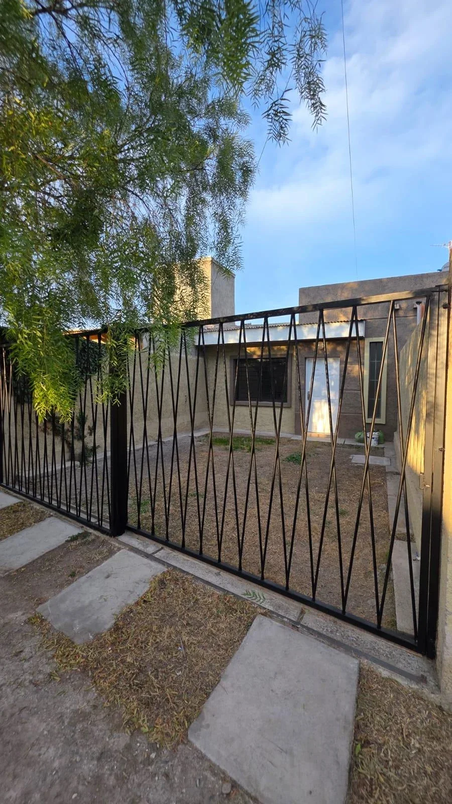 Casa en venta c/ cochera en Tunuyán - Imagen 2