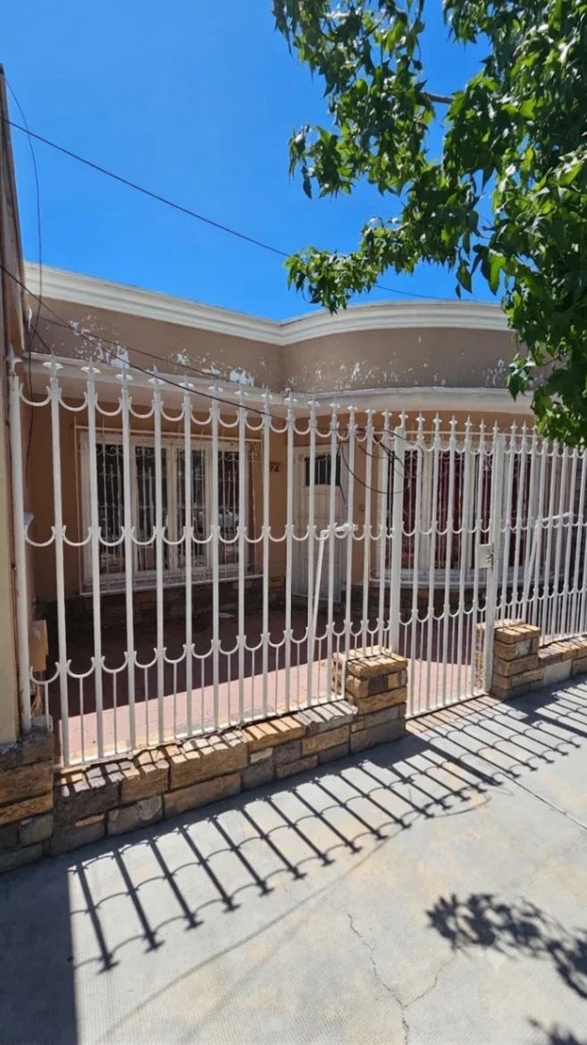 Casa en venta c/ cochera en Tunuyán - Imagen 2