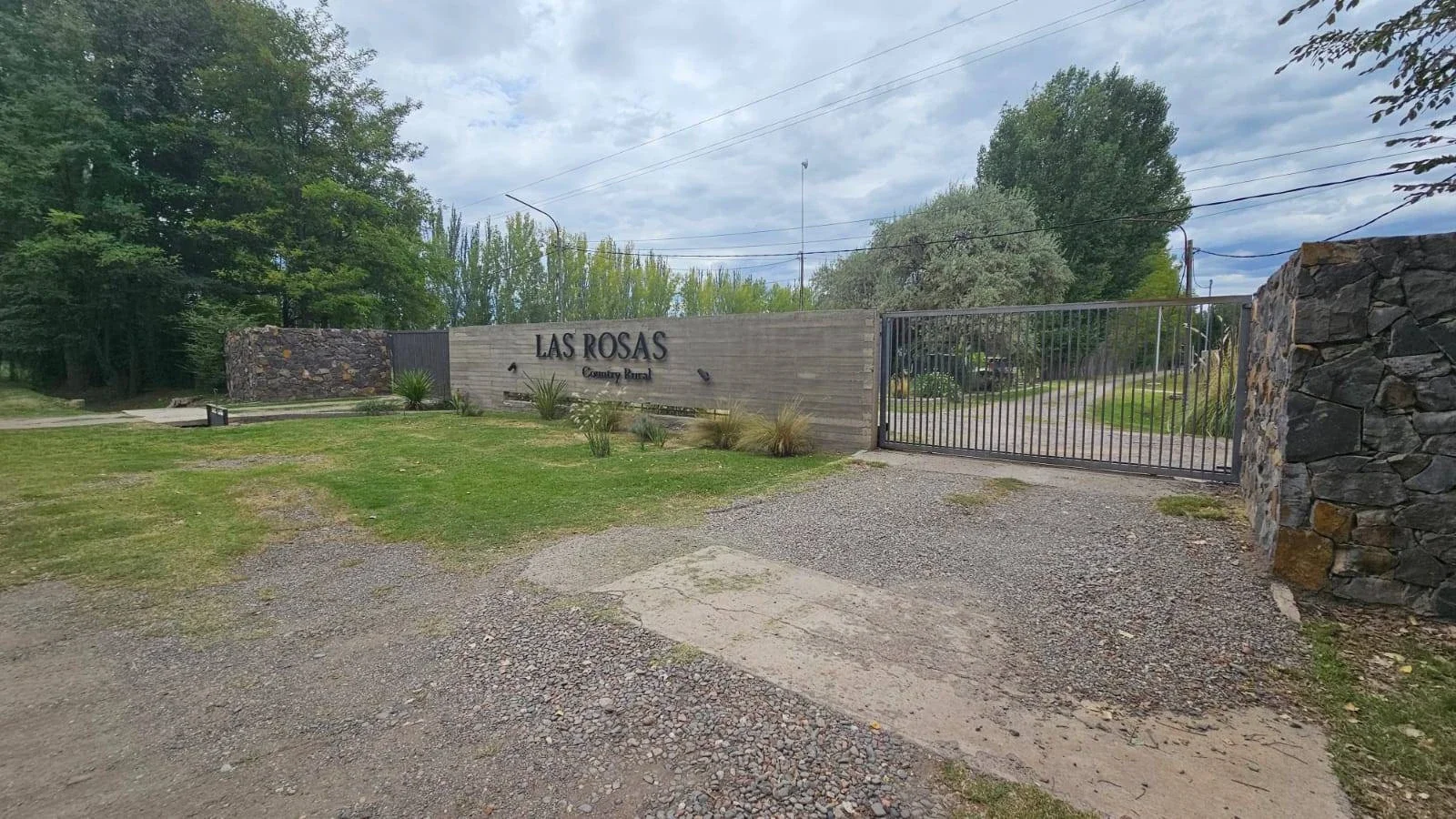 Terreno / Lote en venta de 2471.88m2 ubicado en Colonia Las Rosas - Imagen 2