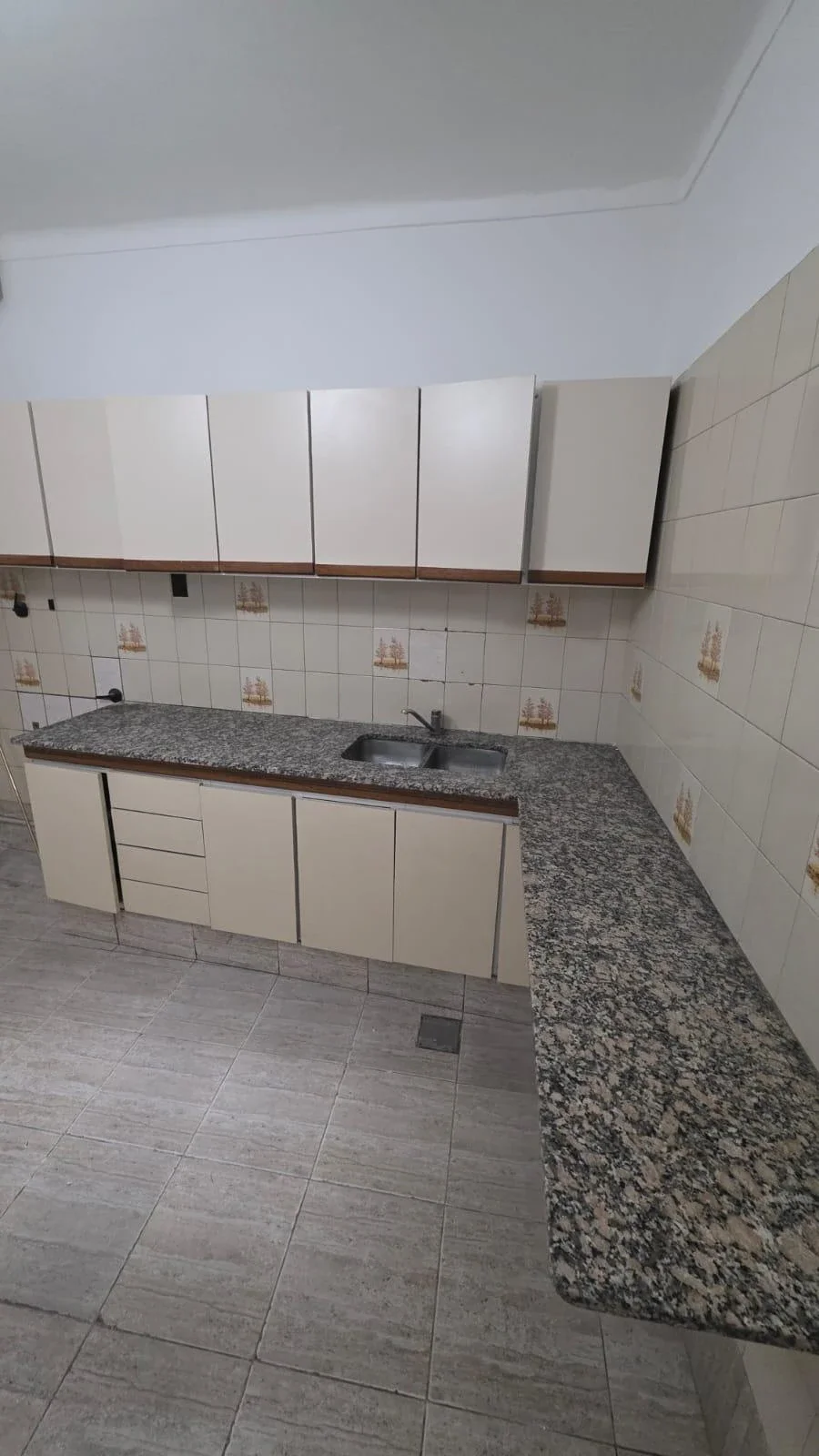 Departamento en alquiler c/ cochera en Tunuyán - Imagen 3
