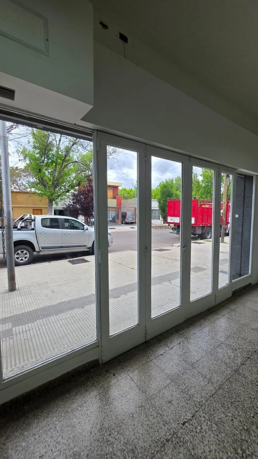 Local comercial en alquiler ubicado en Tunuyán - Imagen 3