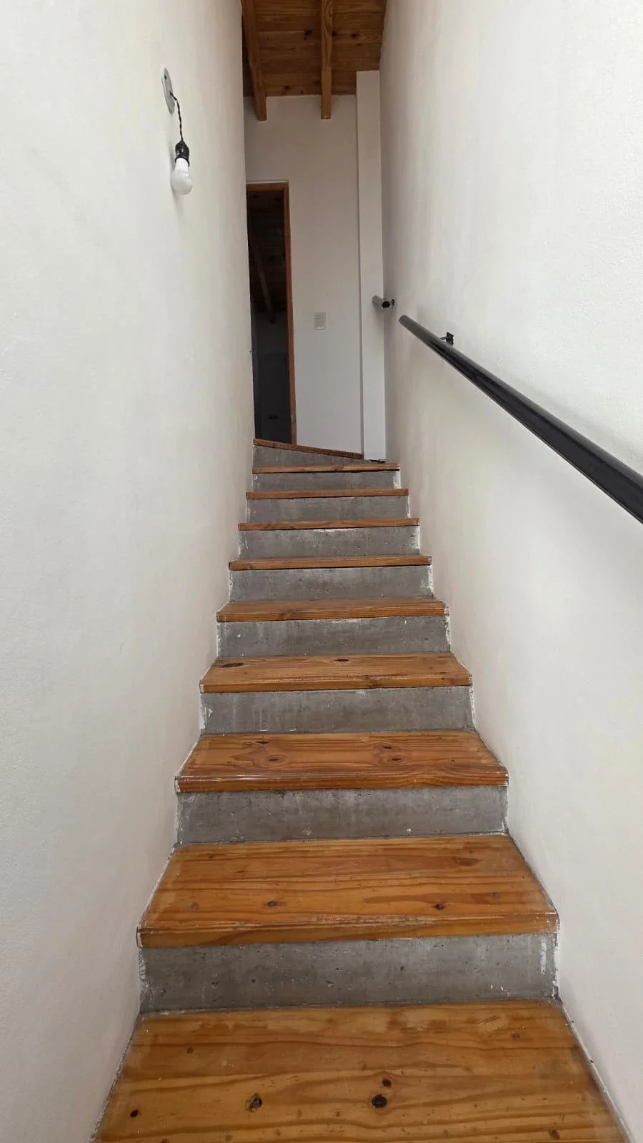 Dúplex de dos habitaciones en alquiler c/ cochera en Tunuyán - Imagen 5