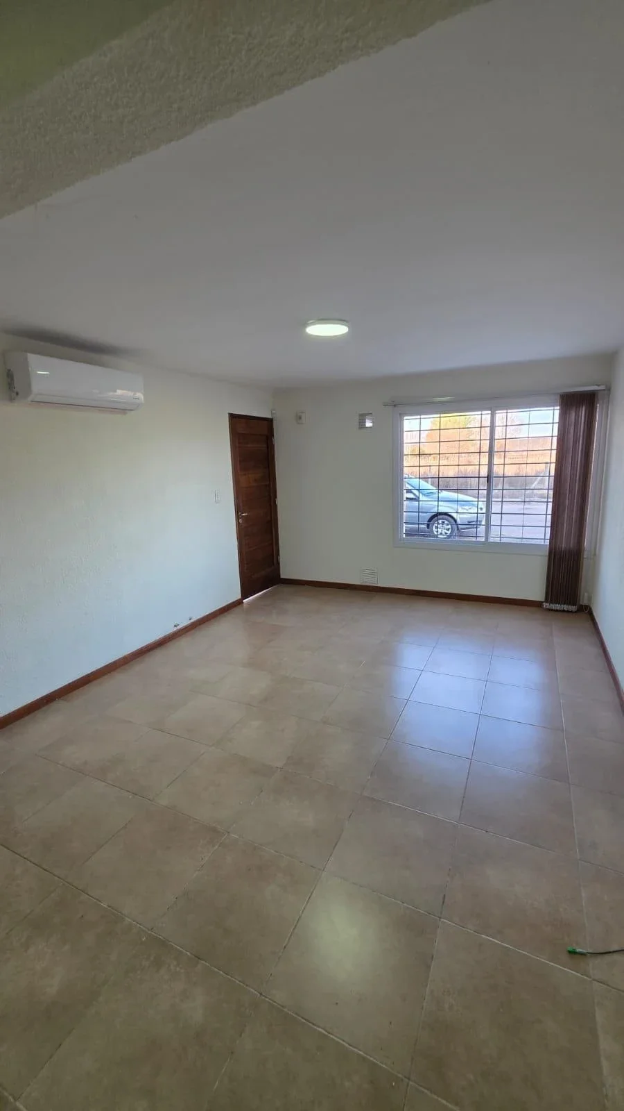 Departamento en alquiler c/ cochera en Tunuyán - Imagen 3